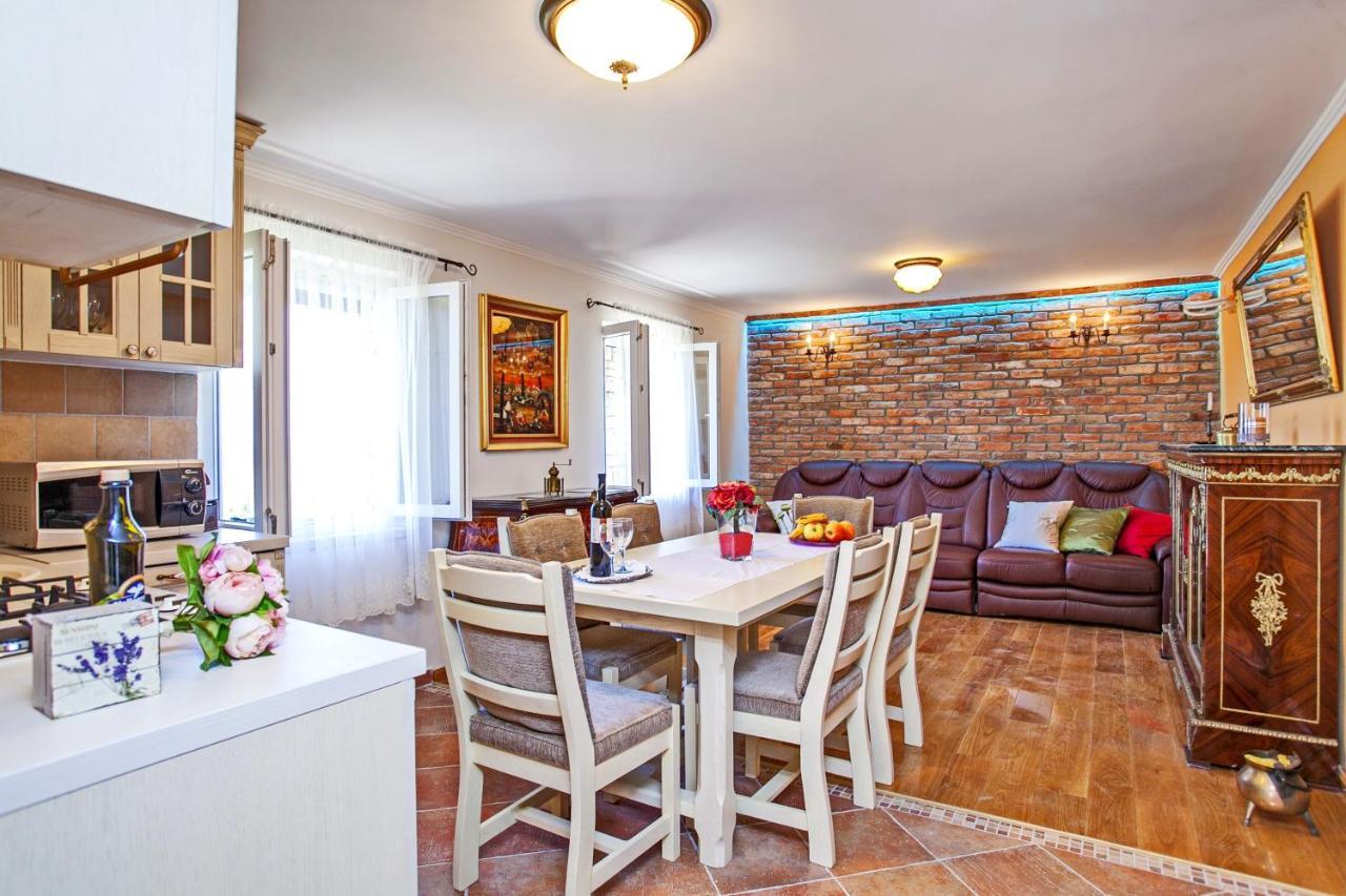 Stone House San Pelegrin Vela Luka Exterior foto