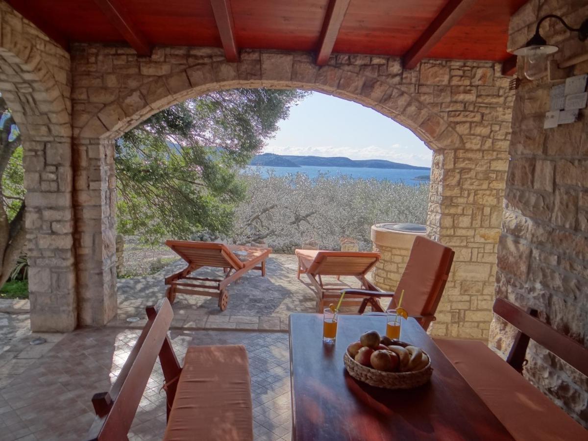 Stone House San Pelegrin Vela Luka Exterior foto