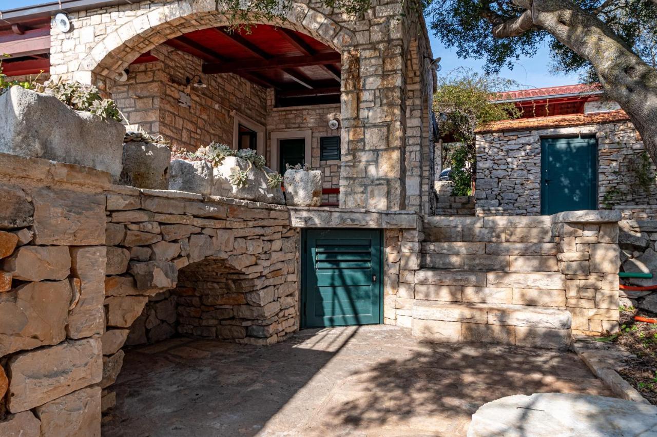 Stone House San Pelegrin Vela Luka Exterior foto