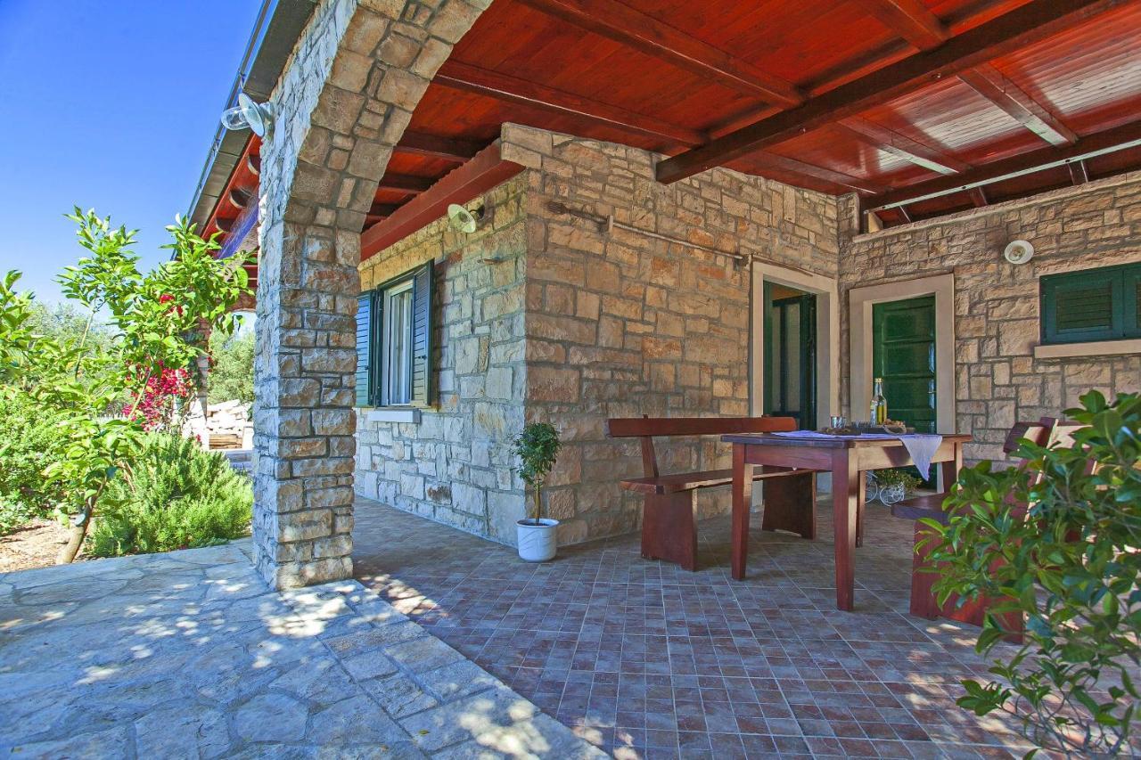 Stone House San Pelegrin Vela Luka Exterior foto